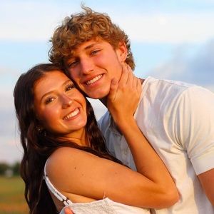 Meet your Posher, Jerra